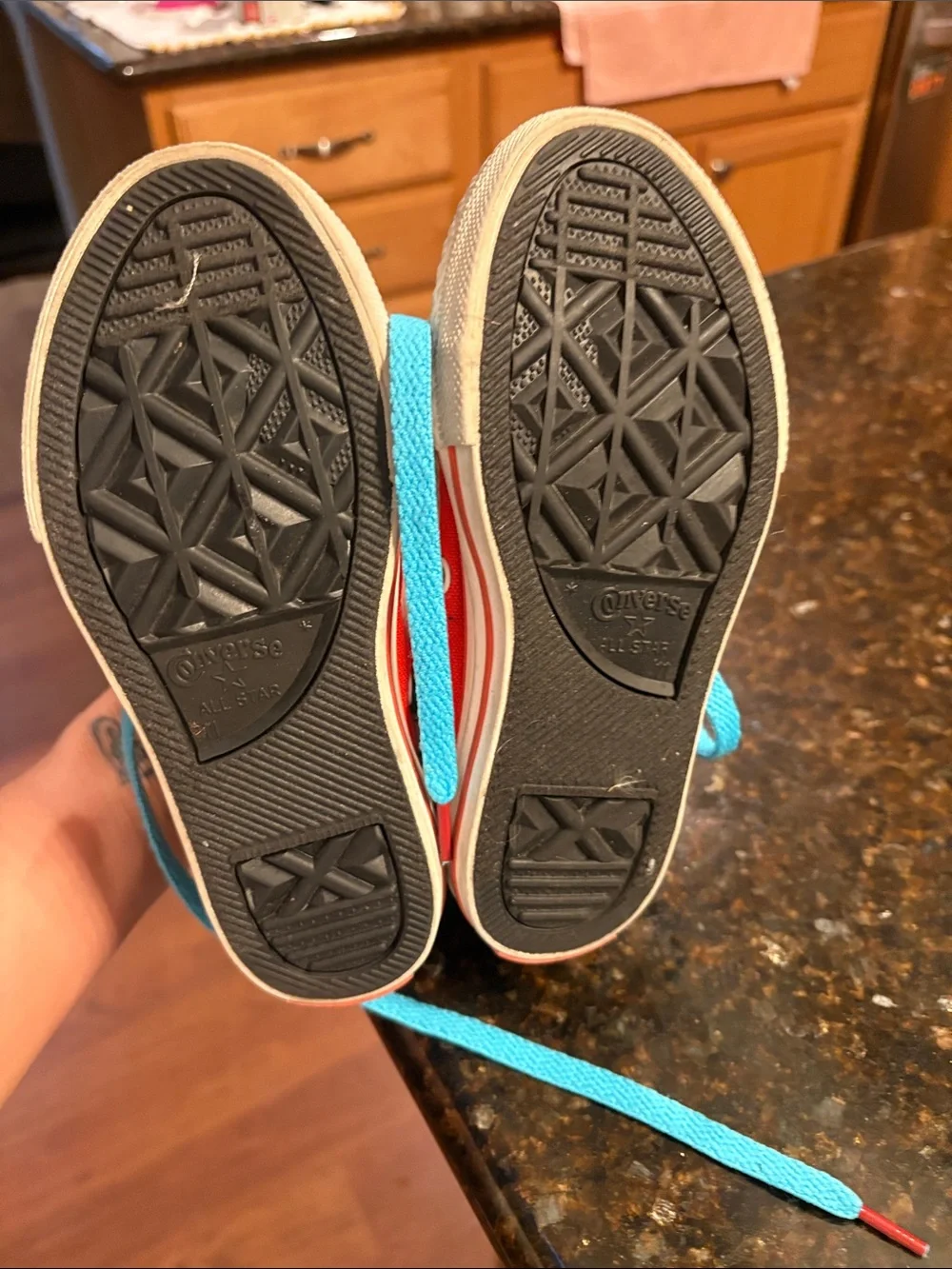 Kids thing 1&2 Converse High Tops